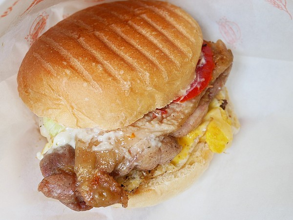 構思多安格思牛排漢堡:gosto構思多安格思牛排漢堡-台南中西區早午餐 赤崁樓旁外帶點心 結合南美洲與台灣風味的台南漢堡