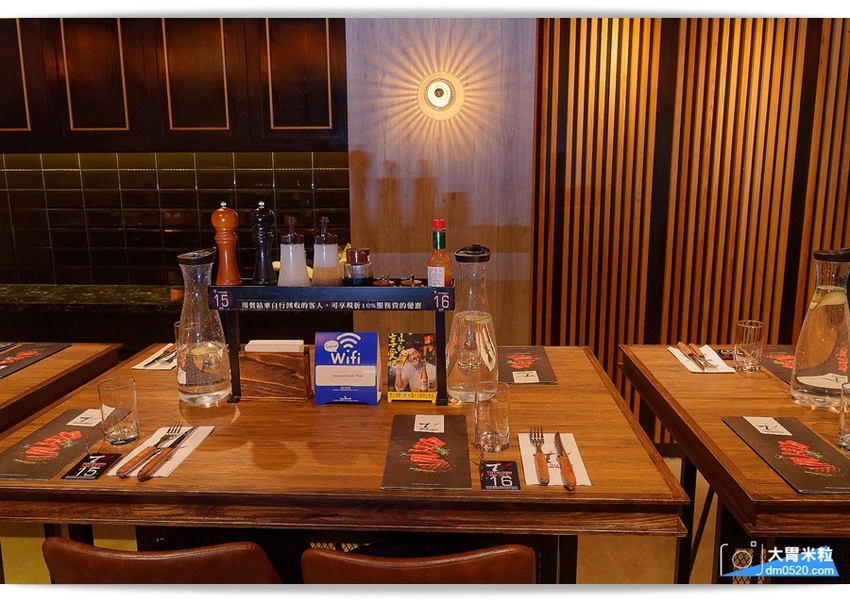 現點現切以克計價濕式熟成牛排！Totsuzen Steak,突然牛排,超值平價,想吃高級牛排不必太正式,立食x自助回收餐盤結帳再享9折,台北大安區牛排推薦,台北大安區美食推薦, - 大胃米粒 DAVI