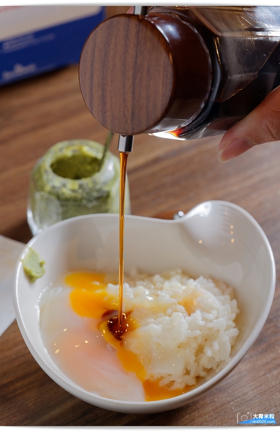 現點現切以克計價濕式熟成牛排！Totsuzen Steak,突然牛排,超值平價,想吃高級牛排不必太正式,立食x自助回收餐盤結帳再享9折,台北大安區牛排推薦,台北大安區美食推薦, - 大胃米粒 DAVI