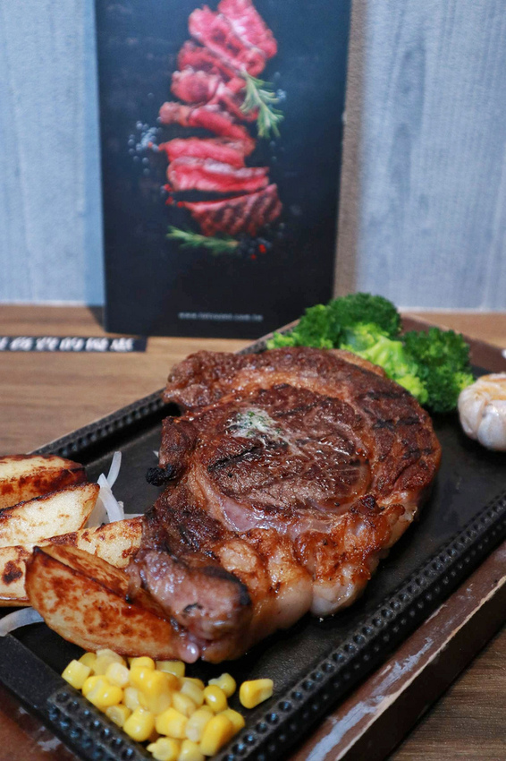 TOTSUZEN牛排