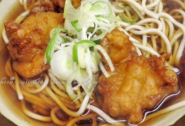 キヨスク王子そば店：飛鳥山下，JR 王子站 / キヨスク王子そば店 / 老人家好手藝，站著嚐鮮好有趣!!