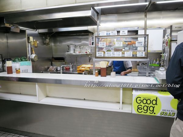 キヨスク王子そば店：飛鳥山下，JR 王子站 / キヨスク王子そば店 / 老人家好手藝，站著嚐鮮好有趣!!