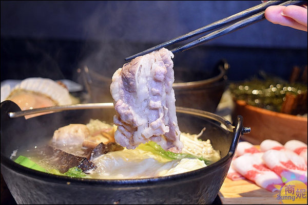 源鍋精緻鍋物：公益路高CP值台式鍋物。源鍋。 紮實澎湃鮮度爆表價位不貴隨便選都好吃