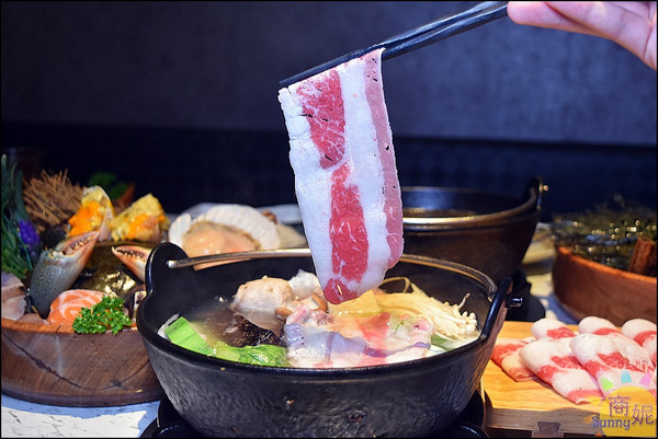 源鍋精緻鍋物：公益路高CP值台式鍋物。源鍋。 紮實澎湃鮮度爆表價位不貴隨便選都好吃