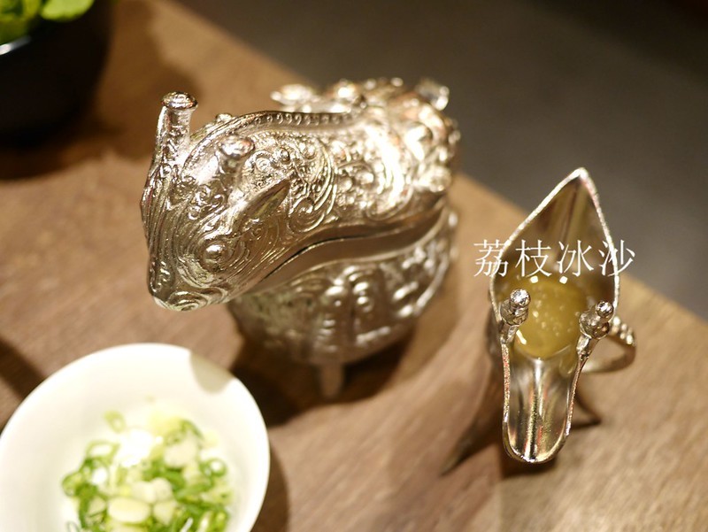 2018120743 2018120743