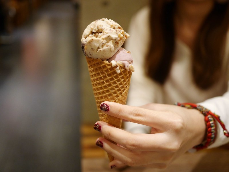 2018120749 2018120749