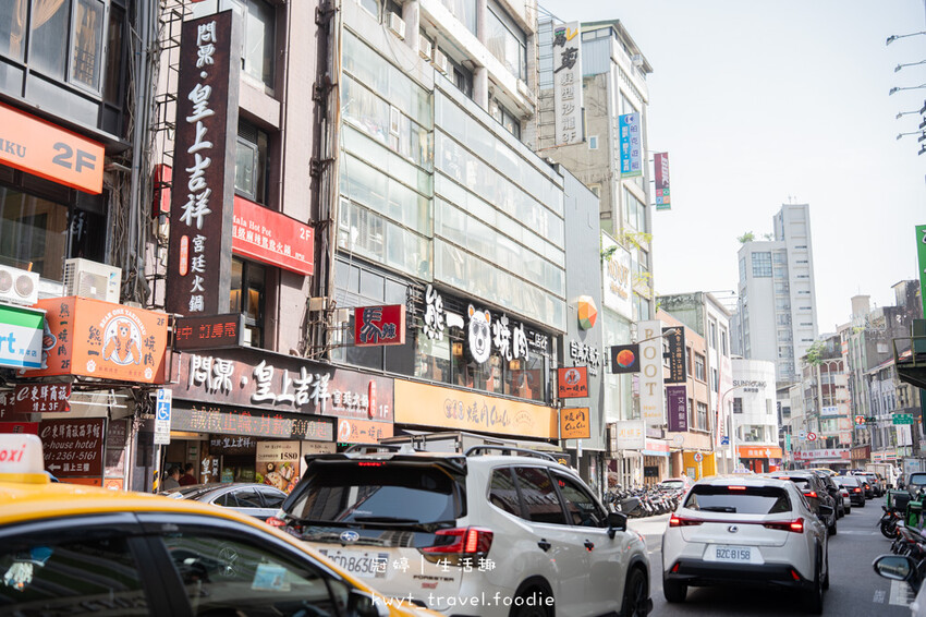 台北萬華區火鍋餐廳_問鼎皇上吉祥麻辣養生鍋西門店,西門町不限時麻辣鍋,免費宮廷服變裝、免費按摩椅、哈根達斯無限吃,萬華區火鍋推薦_2025菜單 – 冠婷生活趣