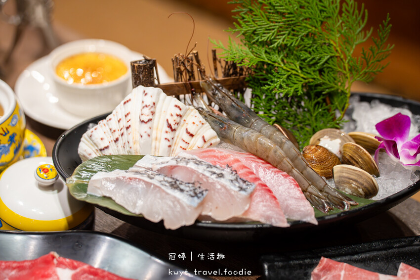 台北萬華區火鍋餐廳_問鼎皇上吉祥麻辣養生鍋西門店,西門町不限時麻辣鍋,免費宮廷服變裝、免費按摩椅、哈根達斯無限吃,萬華區火鍋推薦_2025菜單 – 冠婷生活趣