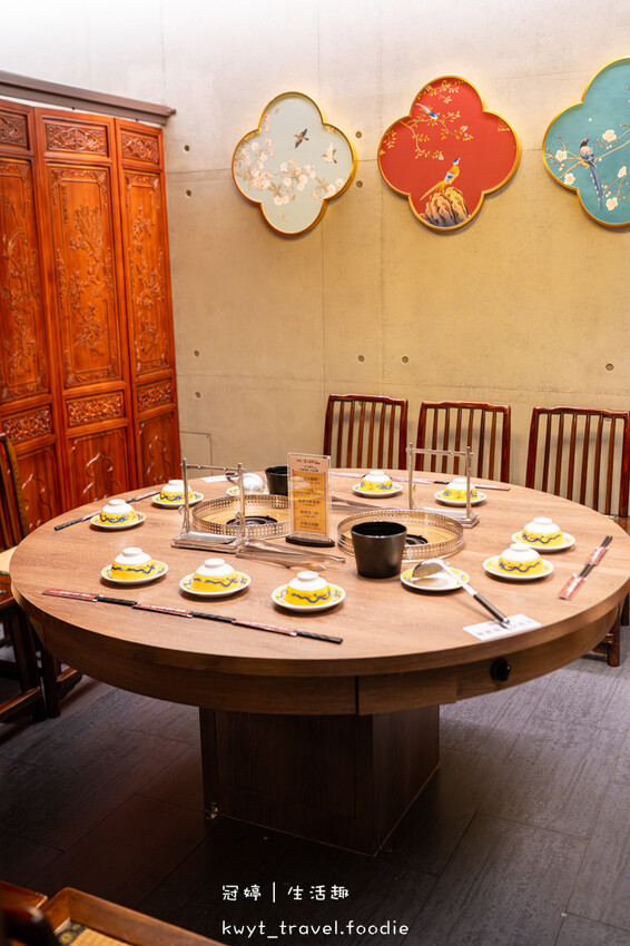 台北萬華區火鍋餐廳_問鼎皇上吉祥麻辣養生鍋西門店,西門町不限時麻辣鍋,免費宮廷服變裝、免費按摩椅、哈根達斯無限吃,萬華區火鍋推薦_2025菜單 – 冠婷生活趣