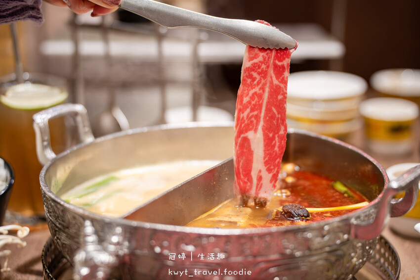 台北萬華區火鍋餐廳_問鼎皇上吉祥麻辣養生鍋西門店,西門町不限時麻辣鍋,免費宮廷服變裝、免費按摩椅、哈根達斯無限吃,萬華區火鍋推薦_2025菜單 – 冠婷生活趣