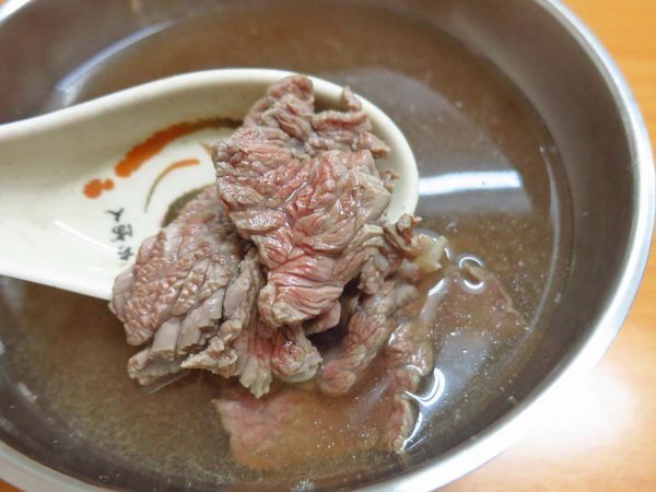 【林口美食】信立牛肉湯-不少網友推薦的台灣牛肉湯專賣店