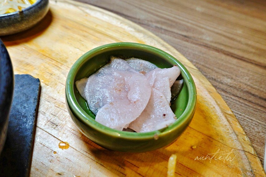 【台北】市政府站｜韓姜熙의小廚房，韓式炸醬麵、辣牛肉定食，霜淇淋吃到飽！