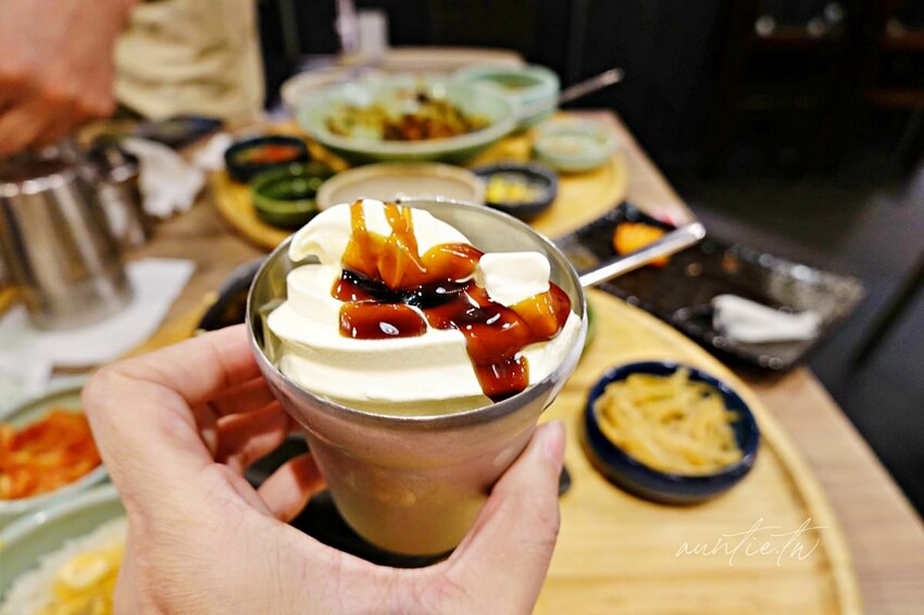 【台北】市政府站｜韓姜熙의小廚房，韓式炸醬麵、辣牛肉定食，霜淇淋吃到飽！