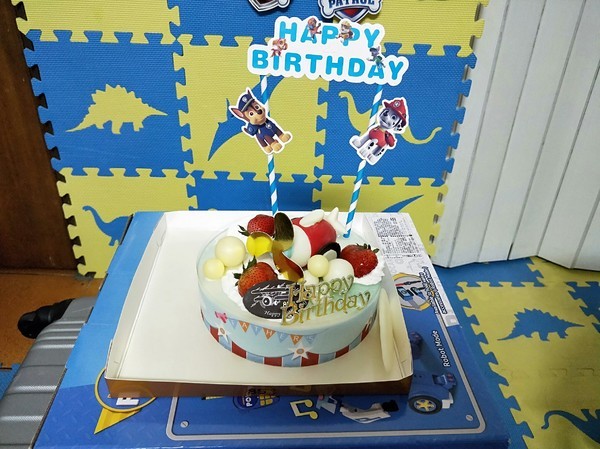 籟恩都格蛋糕塑型館(安吉店)：高雄~籟恩都格蛋糕 Lion Dog V.S 85度C咖啡烘培專賣店~波力蛋糕.飛機蛋糕~慶祝3歲生日~