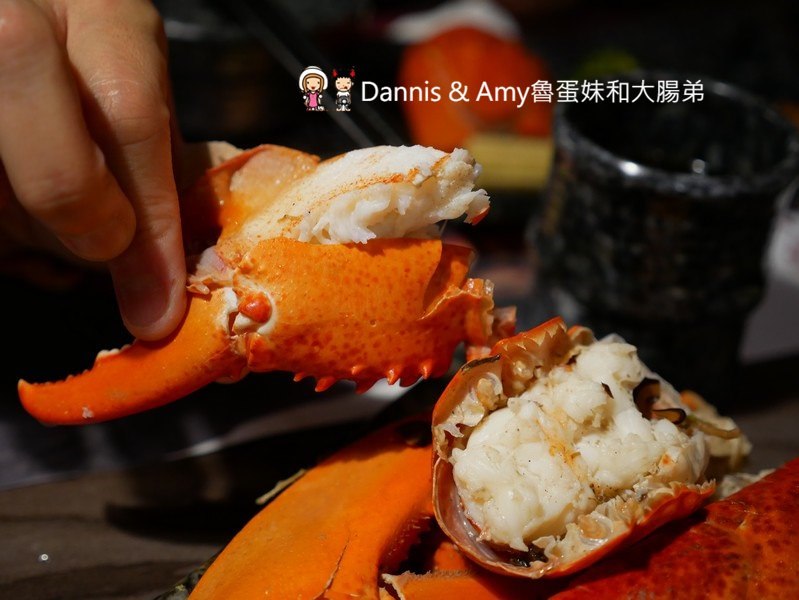 《新竹特色火鍋》御川都辣串鍋。四川重慶麻辣串串串香只要20元。紅白湯鴛鴦火鍋組合湯頭濃郁夠味︱ （影片）