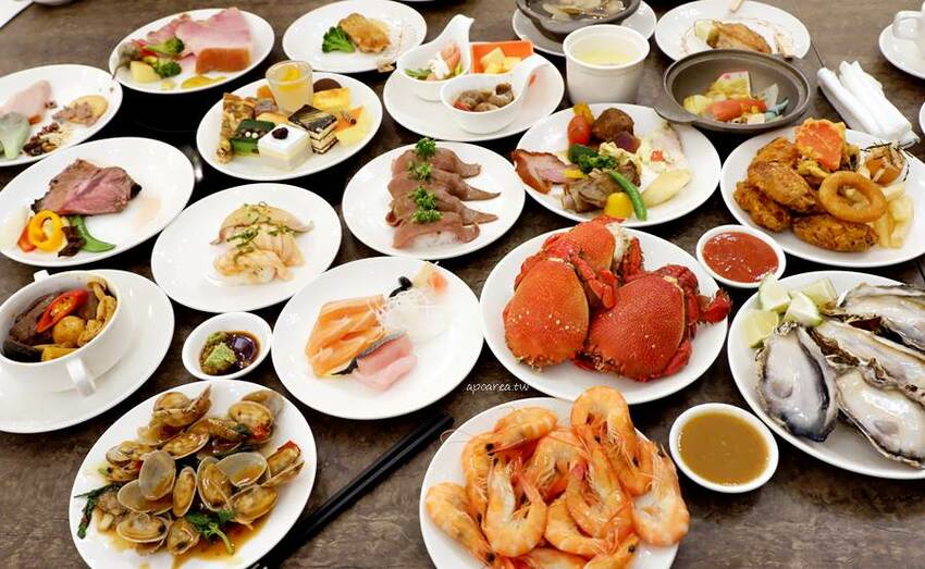 新天地崇德旗艦店。樂食自助百匯3.0升級版，+108元享和牛鍋物放題＋百道美食吃到飽，生猛海鮮無限供應，台中吃到飽推薦 - 🍎 蘋果話日常🍎