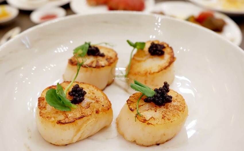 新天地崇德旗艦店。樂食自助百匯3.0升級版，+108元享和牛鍋物放題＋百道美食吃到飽，生猛海鮮無限供應，台中吃到飽推薦 - 🍎 蘋果話日常🍎