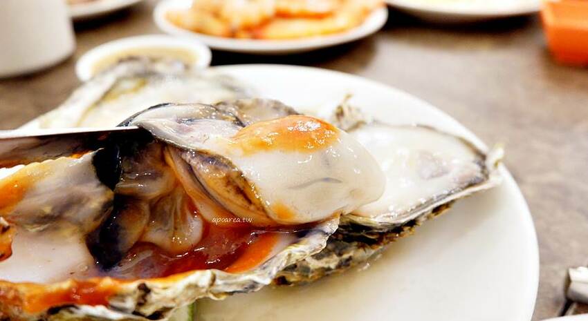 新天地崇德旗艦店。樂食自助百匯3.0升級版，+108元享和牛鍋物放題＋百道美食吃到飽，生猛海鮮無限供應，台中吃到飽推薦 - 🍎 蘋果話日常🍎