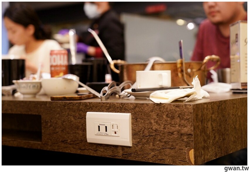 台中這間吃到飽好狂！銅板價升級和牛火鍋吃到飽，不限時、免停車費，還有免費兒童遊戲區！