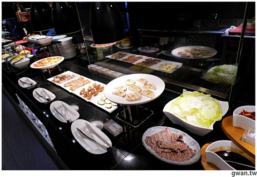 台中這間吃到飽好狂！銅板價升級和牛火鍋吃到飽，不限時、免停車費，還有免費兒童遊戲區！