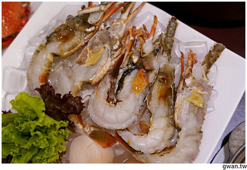 台中這間吃到飽好狂！銅板價升級和牛火鍋吃到飽，不限時、免停車費，還有免費兒童遊戲區！