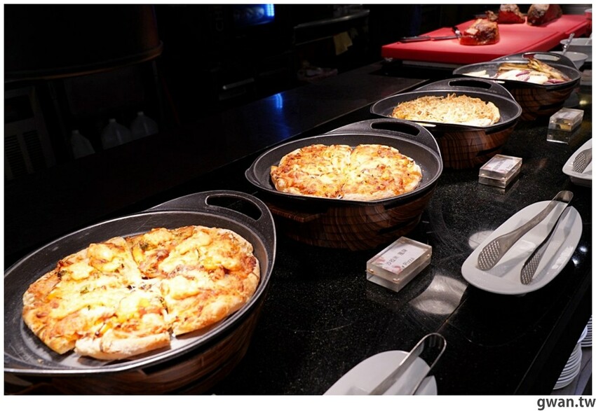 台中這間吃到飽好狂！銅板價升級和牛火鍋吃到飽，不限時、免停車費，還有免費兒童遊戲區！