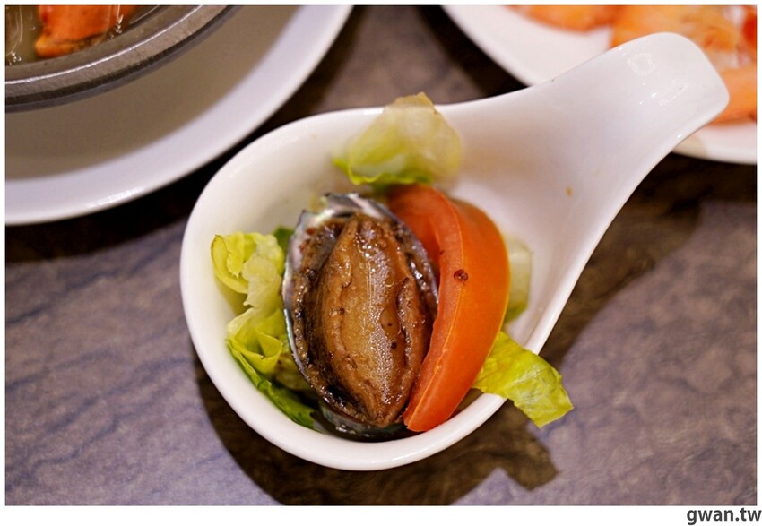 台中這間吃到飽好狂！銅板價升級和牛火鍋吃到飽，不限時、免停車費，還有免費兒童遊戲區！