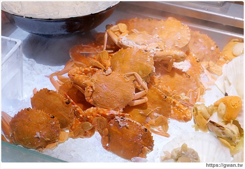 台中吃到飽～近百道料理、甜點、生啤無限享用，還有期間限定潮創中菜！！