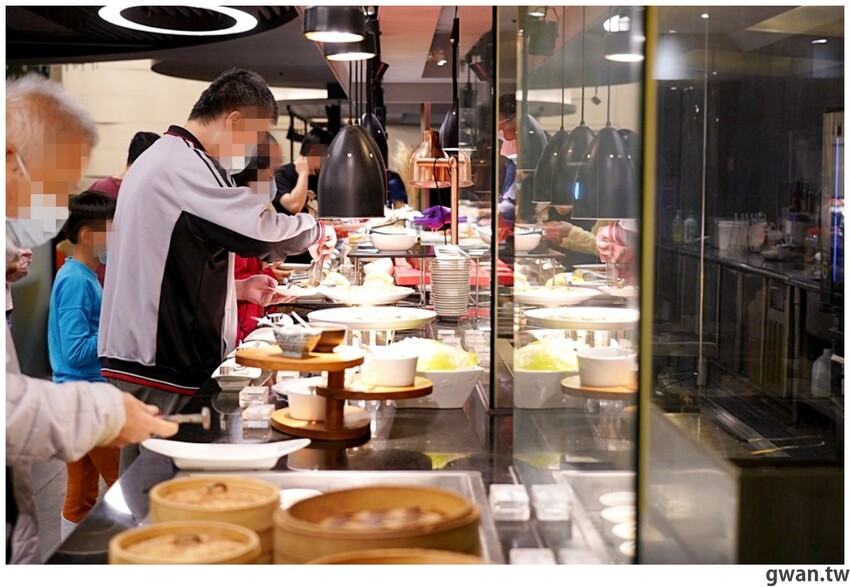 台中這間吃到飽好狂！銅板價升級和牛火鍋吃到飽，不限時、免停車費，還有免費兒童遊戲區！