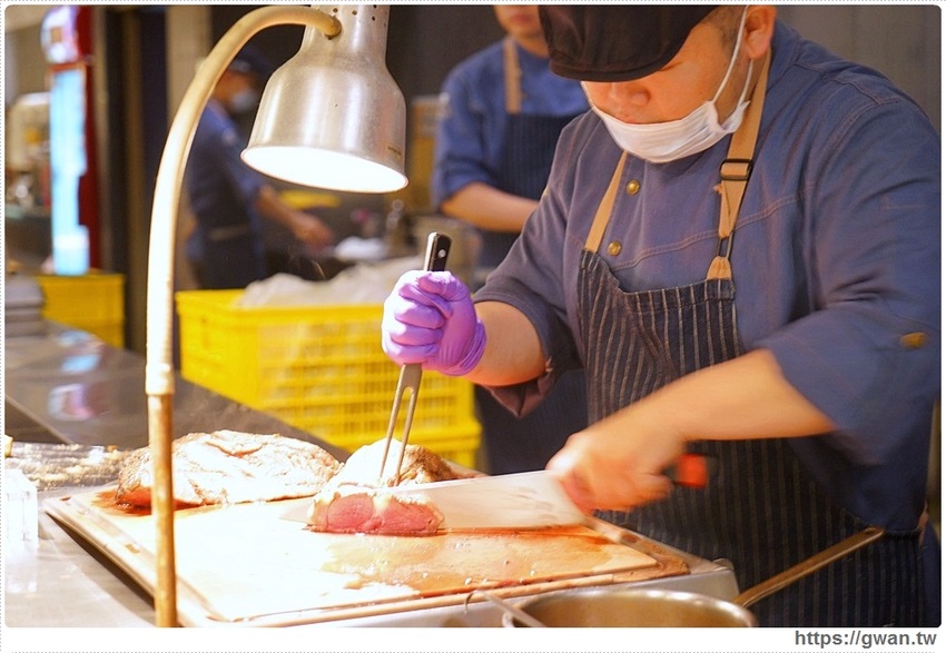 台中吃到飽～近百道料理、甜點、生啤無限享用，還有期間限定潮創中菜！！