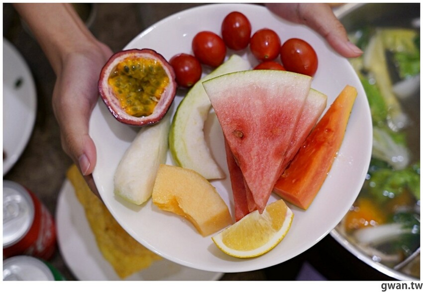 台中這間吃到飽好狂！銅板價升級和牛火鍋吃到飽，不限時、免停車費，還有免費兒童遊戲區！