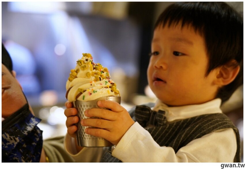 台中這間吃到飽好狂！銅板價升級和牛火鍋吃到飽，不限時、免停車費，還有免費兒童遊戲區！