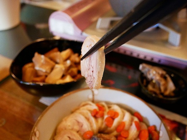 好寶寶點心藥膳坊：好寶寶點心藥膳坊-嘉義藥膳餐廳  火鍋、簡餐都是藥膳湯底  茶飲使用中藥茶包  吃飽也補滿元氣