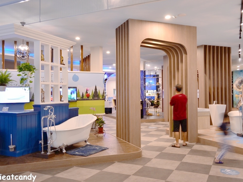 彰化新景點！整面3D彩繪牆，戲水池、白沙遊戲區，一枚硬幣可以玩半天。