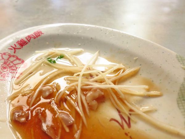 【台北美食】米苔目25米粉湯20-便宜又美味的美食小吃店