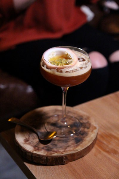 [台北]信義安和酒吧推薦『半路Bar Halfway There』超狂火鍋調酒 氣氛棒低調隱密