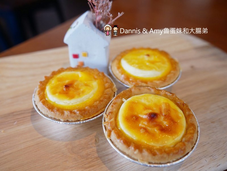 《新竹新豐下午茶推薦》豐蛋糕咖啡烘焙館下午茶推薦。平價美食爆漿NG泡芙只要10元銅板價好便宜。健康米布丁大人小孩都愛。內用黑咖啡免費喝︱明新科技大學附近(影片)