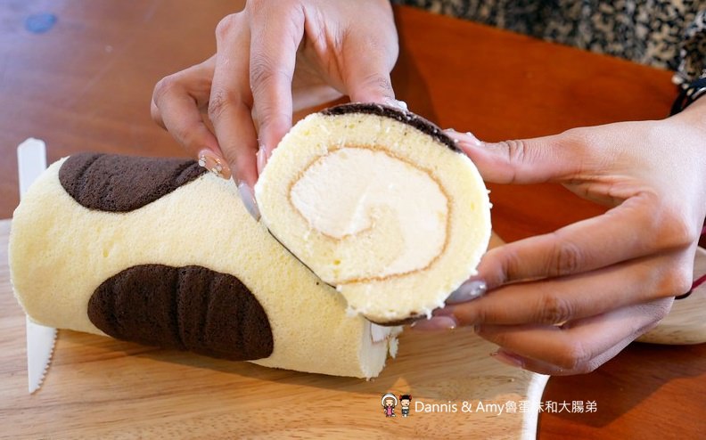 《新竹新豐下午茶推薦》豐蛋糕咖啡烘焙館下午茶推薦。平價美食爆漿NG泡芙只要10元銅板價好便宜。健康米布丁大人小孩都愛。內用黑咖啡免費喝︱明新科技大學附近(影片)