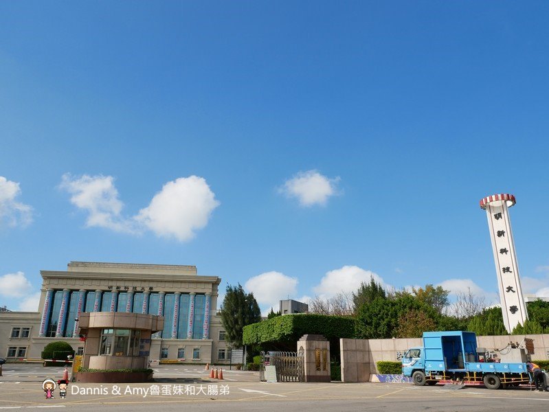 《新竹新豐下午茶推薦》豐蛋糕咖啡烘焙館下午茶推薦。平價美食爆漿NG泡芙只要10元銅板價好便宜。健康米布丁大人小孩都愛。內用黑咖啡免費喝︱明新科技大學附近(影片)