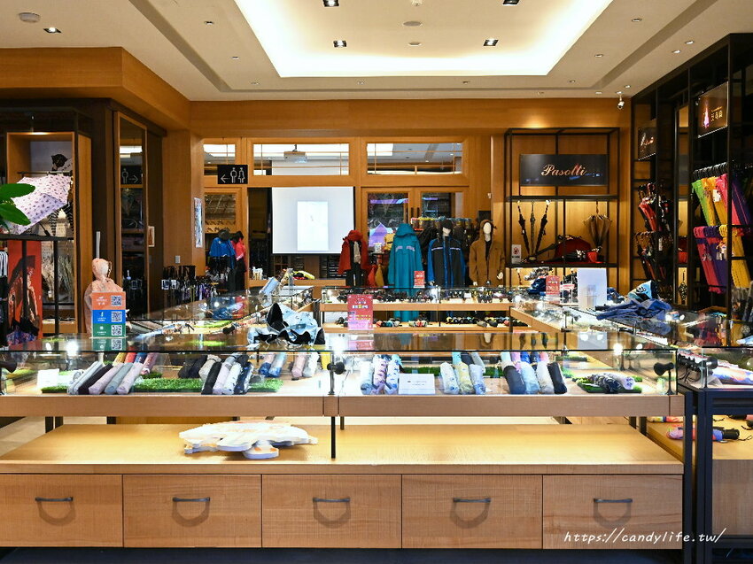 大振豐洋傘週年慶開跑，虎年最應景聯名「我不是胖虎」，全年最優惠，1/7-1/10限時10天全館8折起，第二支0元，還有原價1024元，任選三支1000元，搶便宜趁現在！