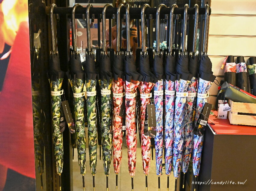 大振豐洋傘週年慶開跑，虎年最應景聯名「我不是胖虎」，全年最優惠，1/7-1/10限時10天全館8折起，第二支0元，還有原價1024元，任選三支1000元，搶便宜趁現在！