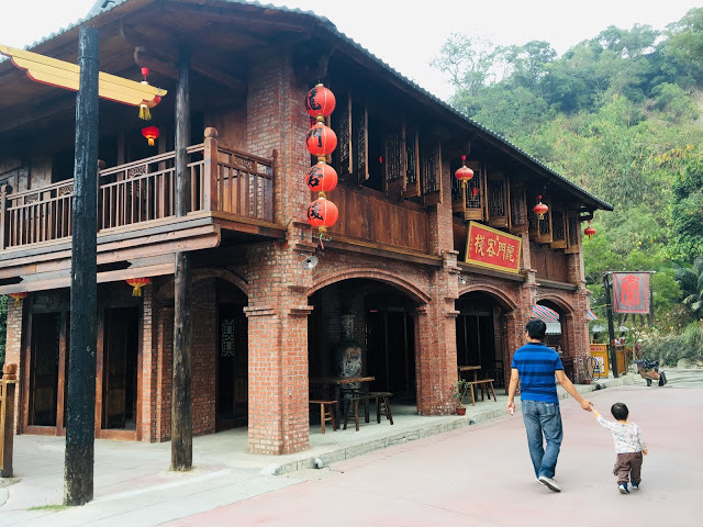 [台南旅遊] 白河萬里長城文化主題館｜仿萬里長城風情的登山步道、看得到摸得到的兵馬俑和台灣文物、彷彿穿梭到古代宮廷的古裝體驗，適合親子旅遊休閒的台南新景點！