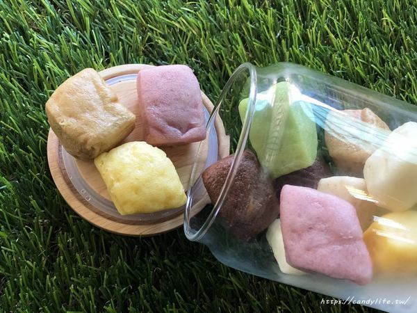 盧大爸 手工饅頭 彩虹小饅頭:台中美食│盧大爸 手工饅頭 彩虹小饅頭〃14年老店,超夯彩虹小饅頭,宅配訂單已排到兩個月後啦~