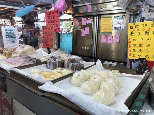 盧大爸 手工饅頭 彩虹小饅頭:台中美食│盧大爸 手工饅頭 彩虹小饅頭〃14年老店,超夯彩虹小饅頭,宅配訂單已排到兩個月後啦~