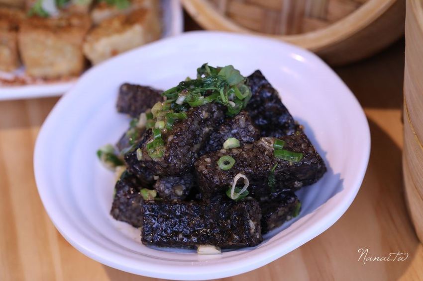 員林王爺到。深夜食堂！員林新派茶館,吃飯也能翻王爺令牌 - Nana愛旅行札記