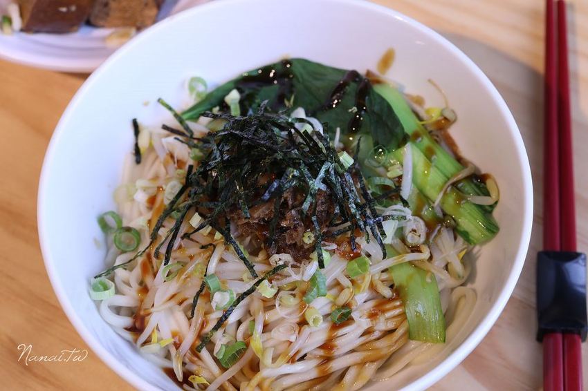 員林王爺到。深夜食堂！員林新派茶館,吃飯也能翻王爺令牌 - Nana愛旅行札記