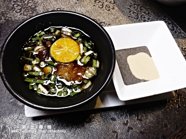 初鍋玉軒屋：【板橋鍋物】初鍋玉軒屋涮涮鍋 品嚐食材最初始的美味 鮮美馥郁幻化成冬日裡的暖心鍋物！捷運新埔站鍋物