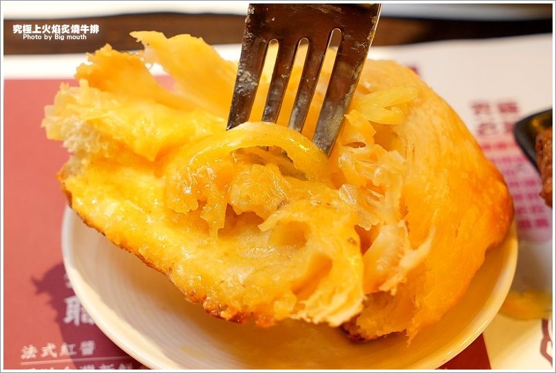 【板橋牛排】究極上火焰炙燒牛排.平價厚切牛排推薦!起司老饕牛排、法式迷迭香豬肋排必點!