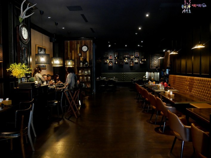 八妹婆婆, 忠貞美食, 米干, 英國啤酒, 過橋米線, 龍岡米干,聚餐