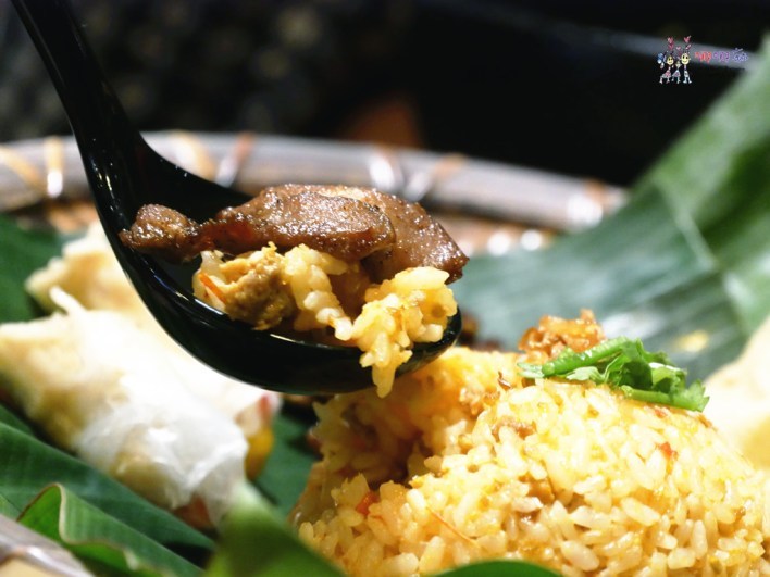 八妹婆婆, 忠貞美食, 米干, 英國啤酒, 過橋米線, 龍岡米干,聚餐